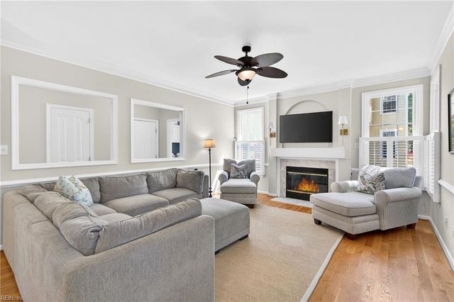 103 W Wedgwood DR, Yorktown, VA 23693