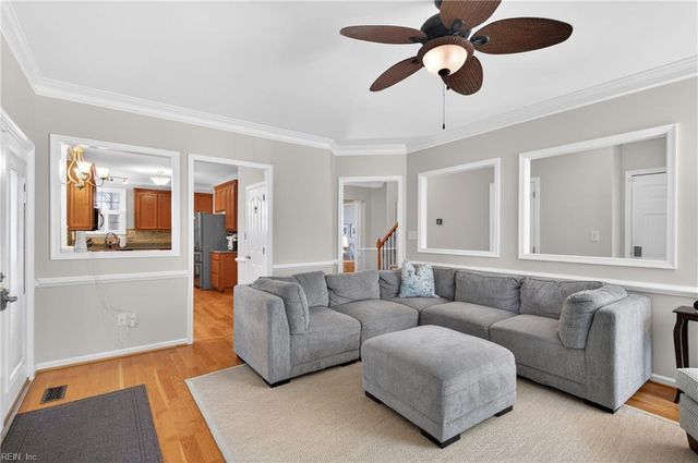 103 W Wedgwood DR, Yorktown, VA 23693