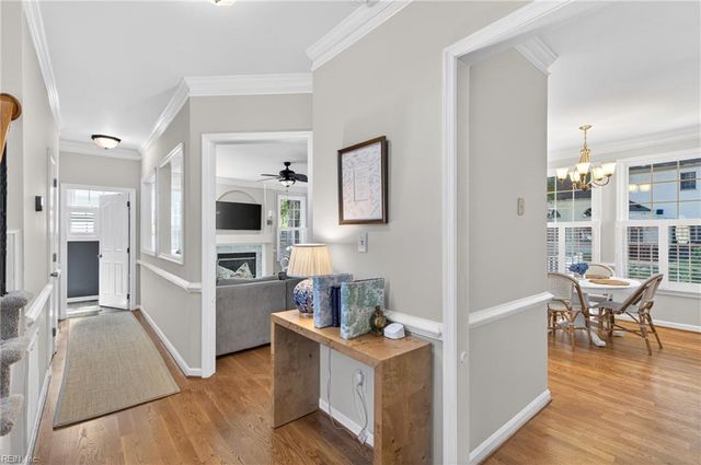 103 W Wedgwood DR, Yorktown, VA 23693