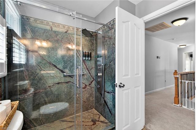 103 W Wedgwood DR, Yorktown, VA 23693