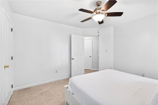 103 W Wedgwood DR, Yorktown, VA 23693