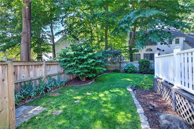 103 W Wedgwood DR, Yorktown, VA 23693