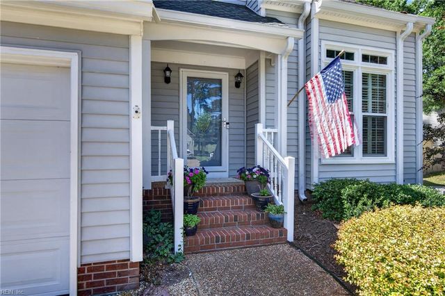 103 W Wedgwood DR, Yorktown, VA 23693
