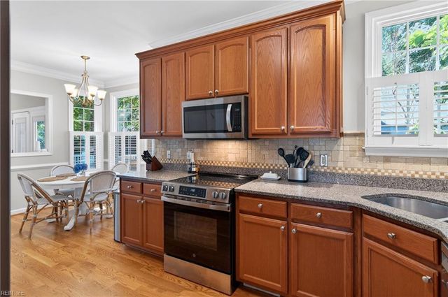 103 W Wedgwood DR, Yorktown, VA 23693