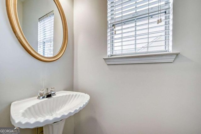 607 Brookwater Drive, Stockbridge, GA 30281