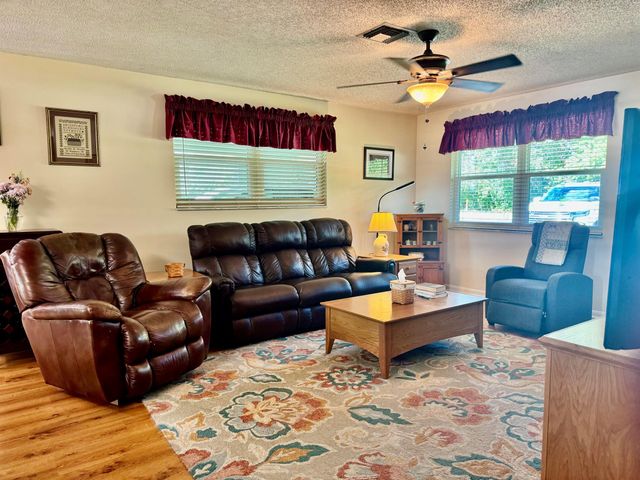 3548 SW 16th Street, Okeechobee, FL 34974