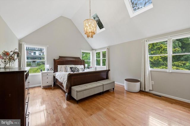 320 MAPLE AVE, Wyncote, PA 19095