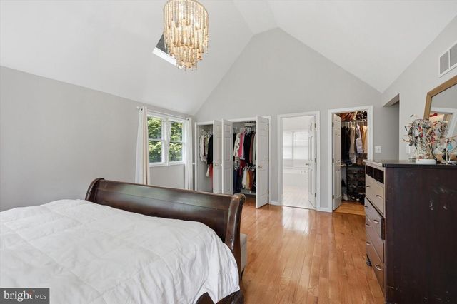 320 MAPLE AVE, Wyncote, PA 19095