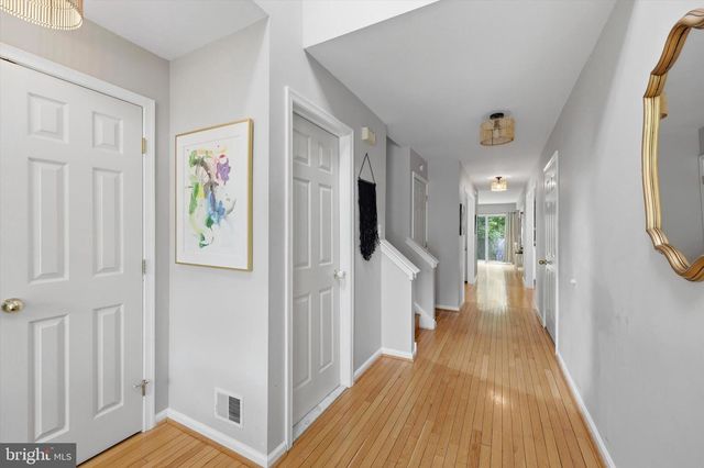 320 MAPLE AVE, Wyncote, PA 19095