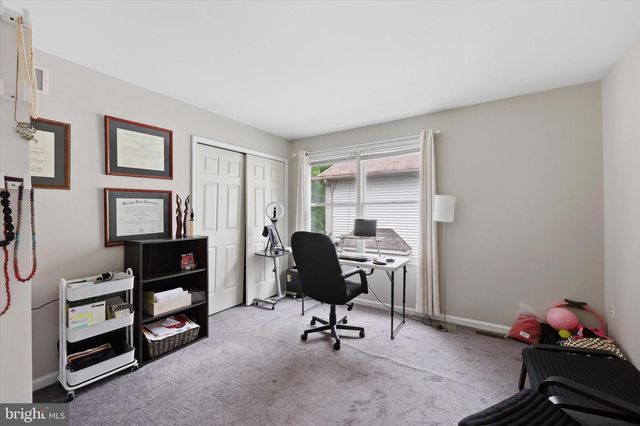 320 MAPLE AVE, Wyncote, PA 19095
