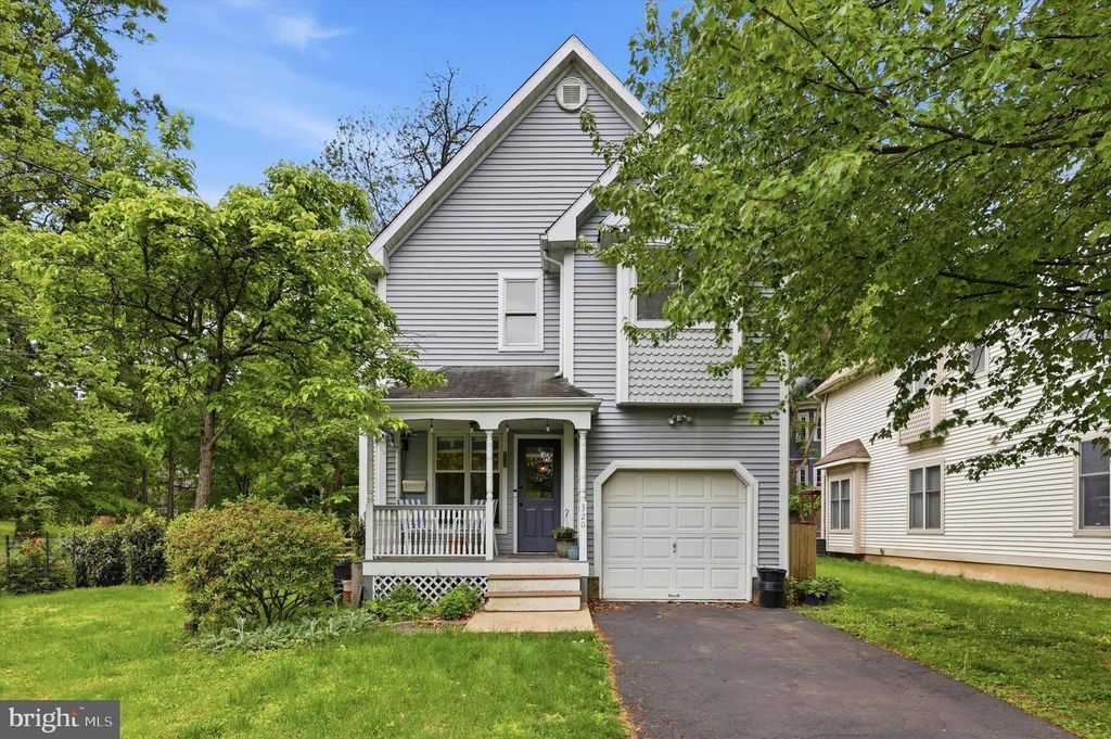 320 MAPLE AVE, Wyncote, PA 19095