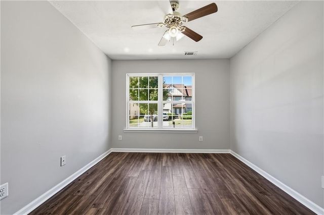 1328 Avington Glen Dr, Lawrenceville, GA 30045