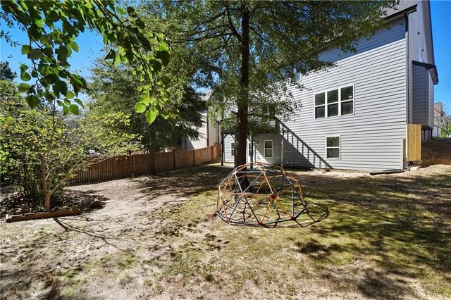 1328 Avington Glen Dr, Lawrenceville, GA 30045