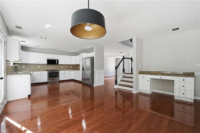 1328 Avington Glen Dr, Lawrenceville, GA 30045