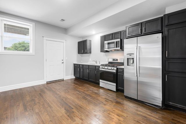 5724 S King Drive 2, Chicago, IL 60637