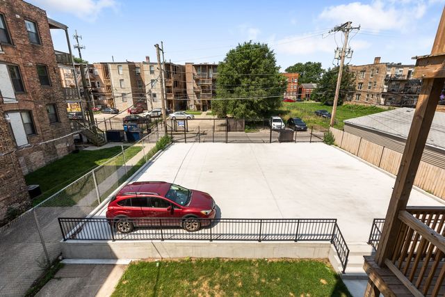 5724 S King Drive 2, Chicago, IL 60637
