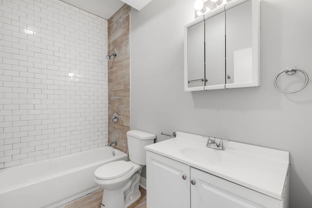 5724 S King Drive 2, Chicago, IL 60637