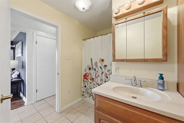 529 Hartzell School Rd, Marion Twp, PA 16123