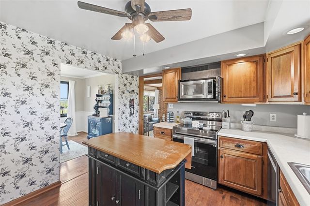 529 Hartzell School Rd, Marion Twp, PA 16123
