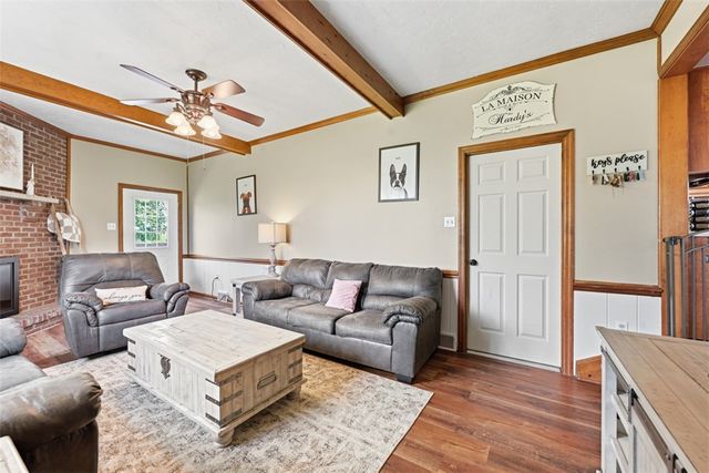 529 Hartzell School Rd, Marion Twp, PA 16123