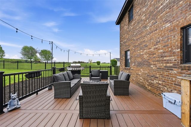 529 Hartzell School Rd, Marion Twp, PA 16123