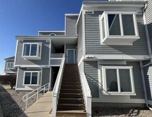 114 Millpoint Drive 14, Spring Lake, MI 49456