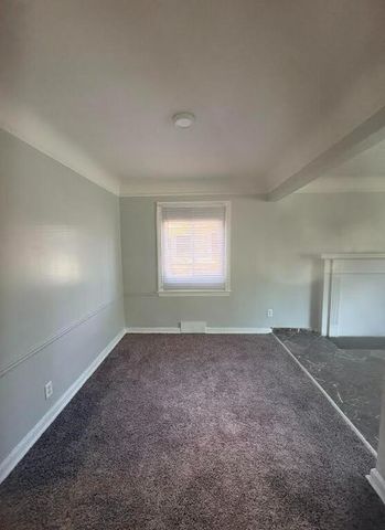 18481 Prest, Detroit, MI 48235