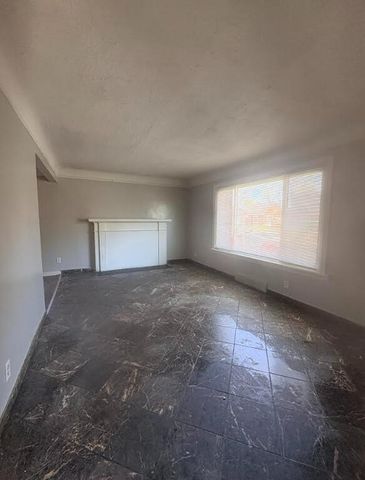 18481 Prest, Detroit, MI 48235
