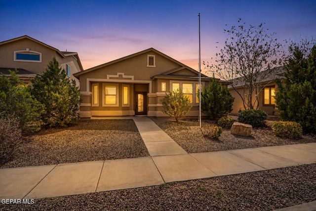 2064 ROBERT MINNIE, El Paso, TX 79938