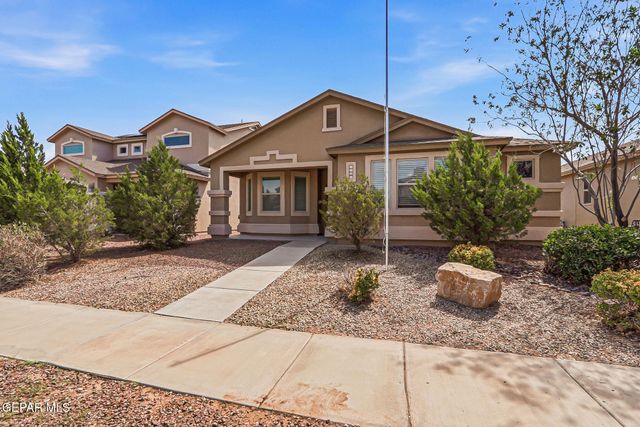 2064 ROBERT MINNIE, El Paso, TX 79938