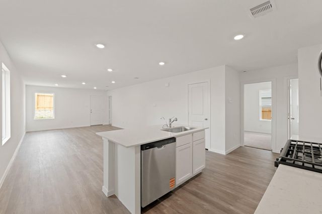 11755 Ruffian Drive, Willis, TX 77318