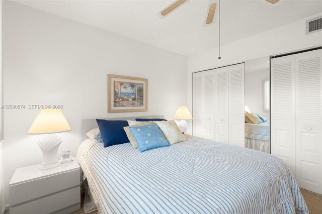 1040 Country Club Drive 208, Margate, FL 33063