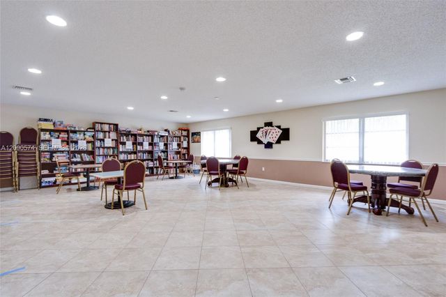 1040 Country Club Drive 208, Margate, FL 33063