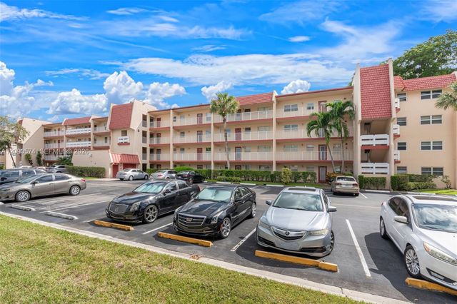 1040 Country Club Drive 208, Margate, FL 33063