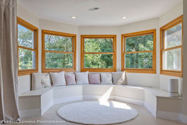 8S452 Bell Drive, Naperville, IL 60565