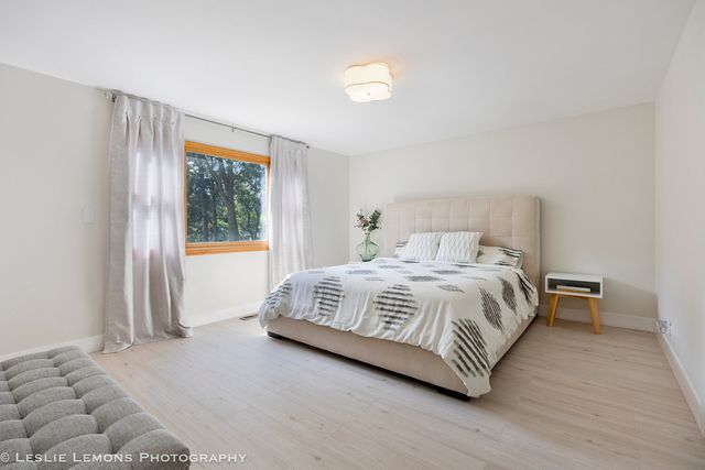 8S452 Bell Drive, Naperville, IL 60565