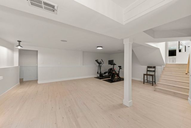 8S452 Bell Drive, Naperville, IL 60565