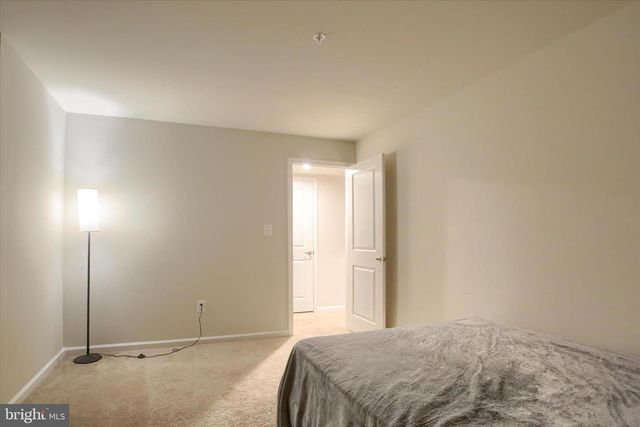 4264 SECRETARIAT ST., Harrisburg, PA 17112
