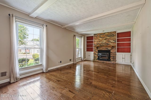 1029 Burning Springs Cir, Louisville, KY 40223