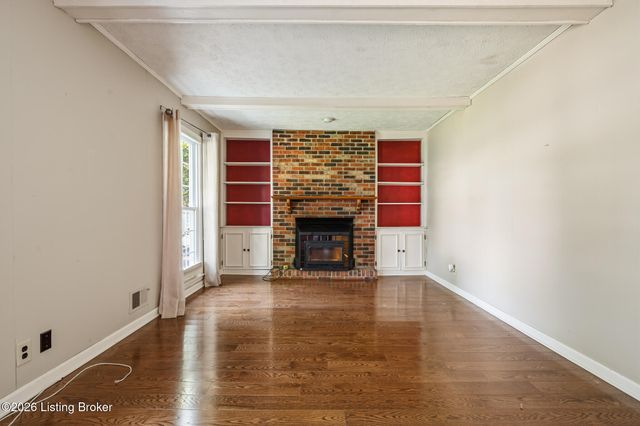 1029 Burning Springs Cir, Louisville, KY 40223