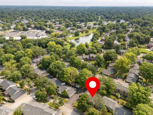 1029 Burning Springs Cir, Louisville, KY 40223