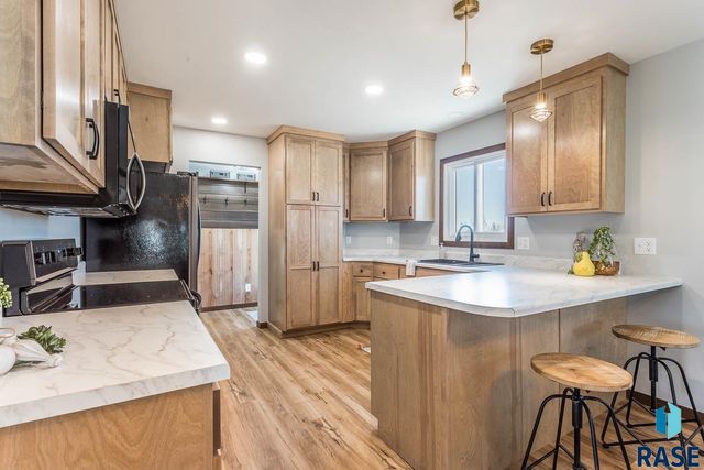 1000 N Six Mile Rd, Sioux Falls, SD 57110