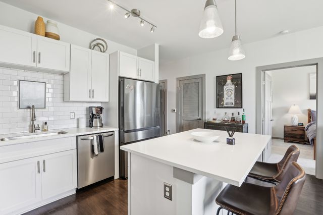 1638 54th Ave N Apt 303, Nashville, TN 37209