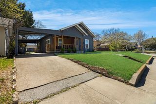 2452 W Brooklyn Avenue, Dallas, TX 75211