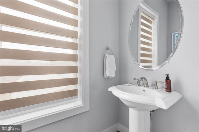 8734 LUKENS LN, Alexandria, VA 22309