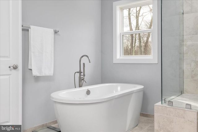 8734 LUKENS LN, Alexandria, VA 22309