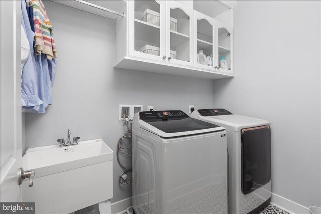 8734 LUKENS LN, Alexandria, VA 22309