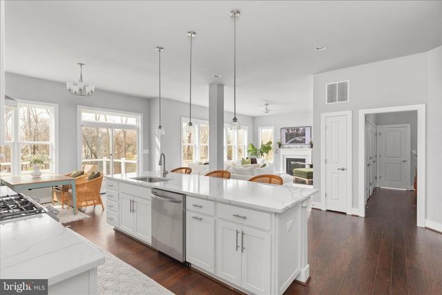 8734 LUKENS LN, Alexandria, VA 22309