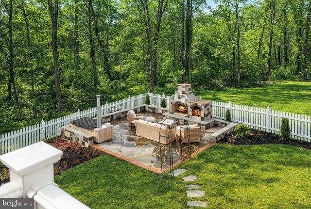 8734 LUKENS LN, Alexandria, VA 22309