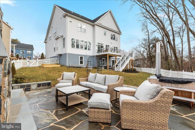 8734 LUKENS LN, Alexandria, VA 22309